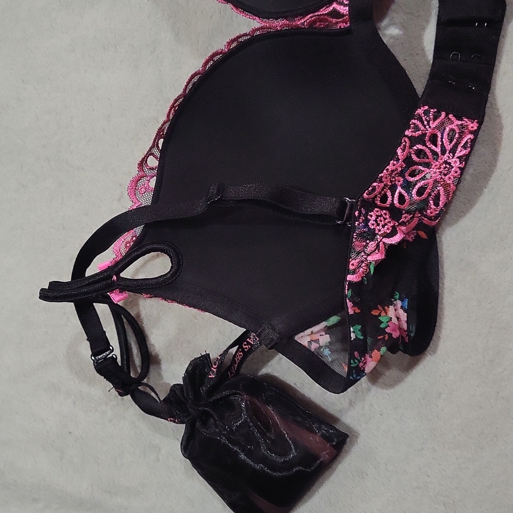 Victoria's Secret Sexy Little Things Bra - Picture 7 of 16